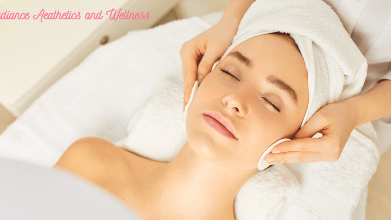 Client receiving a personalized body contouring treatment at Radiance Orlando, combining advanced technology and holistic wellness for confidence.
