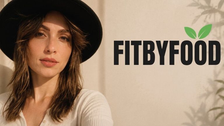 Portrait of Fit by Food founder Alva Roos beside the FitByFood logo on a neutral background.