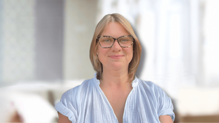 Deborah Edwards, a reflective coach, blends counselling and coaching to help clients achieve lasting personal transformation.
