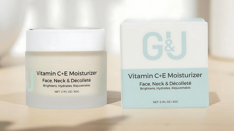 Vitamin C+E moisturizer for face, neck, and décolleté, brightens, hydrates, and rejuvenates.