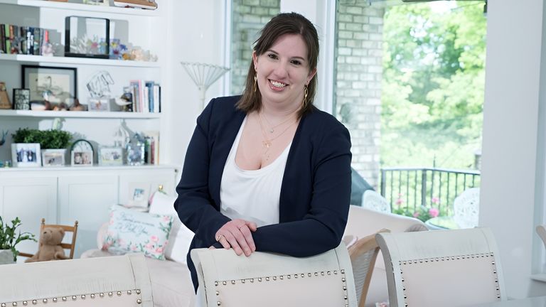 At home with mackenzie helps moms who feel overwhelmed by clutter