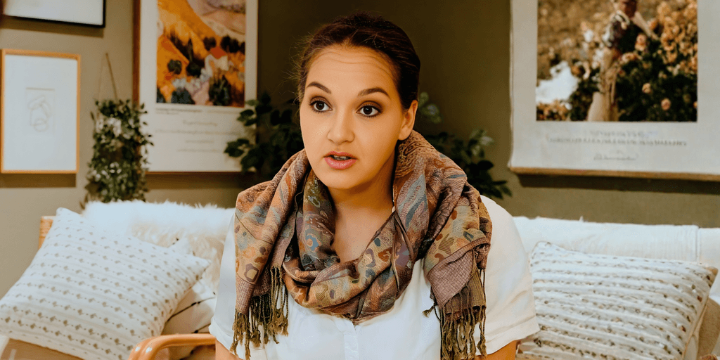 "Shira Hearn, couples therapist in Missouri, uses EFT to rebuild trust, intimacy, and emotional connections."