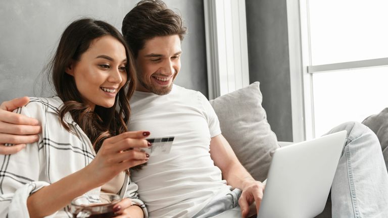 Digital Dating: Building Stronger Connections Through Intentional Tech Use