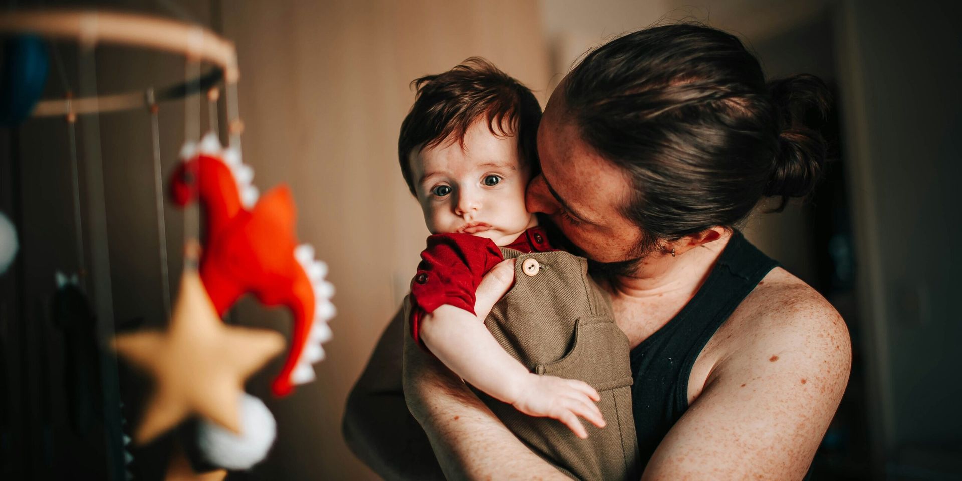 Parental Warmth in Early Childhood Linked to Long-Term Health Benefits