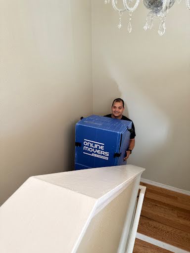 Movers Img
