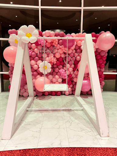 Why Balloon Decorations Are The Centerpiece Of Modern Events