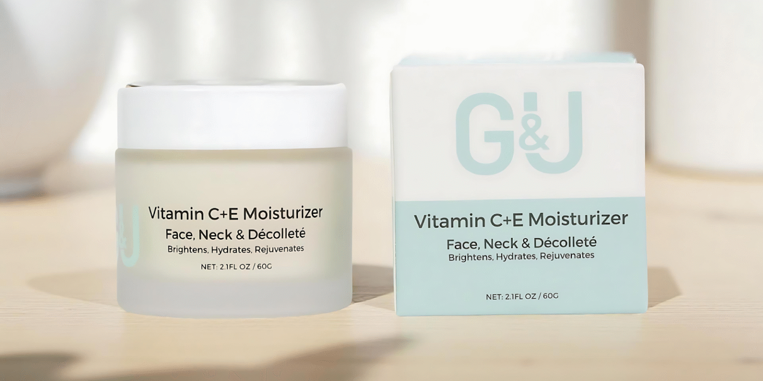 Vitamin C+E moisturizer for face, neck, and décolleté, brightens, hydrates, and rejuvenates.