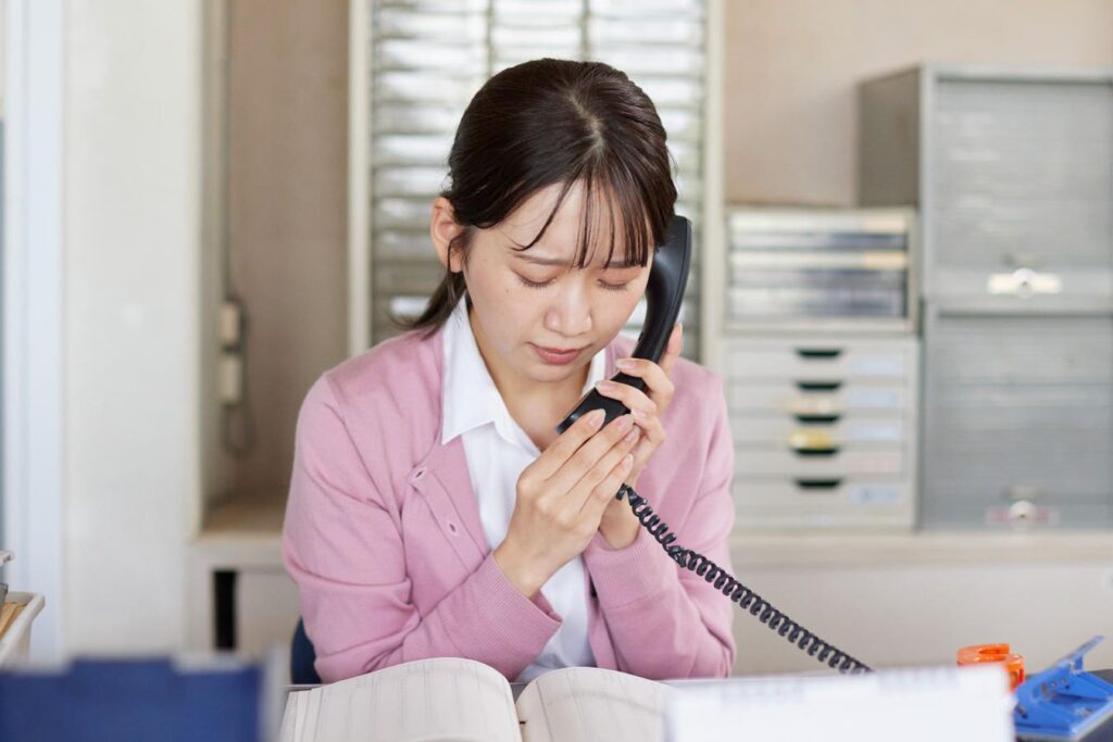 Boost your workplace confidence by ditching apologies