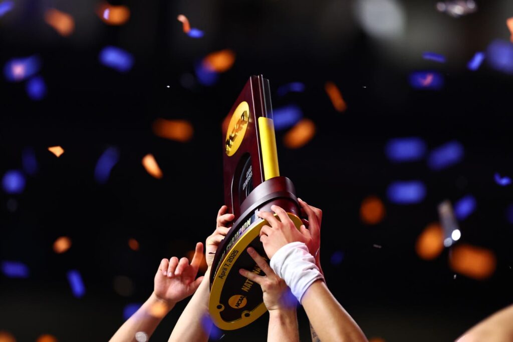 Equity at risk: the impact of house and ncaa settlements