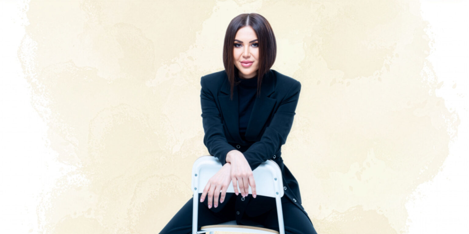 Portrait of Georgiana Mart, CEO of Navon Jobs, highlighting her leadership in connecting skilled professionals from South Asia to opportunities in Europe and the Middle East.